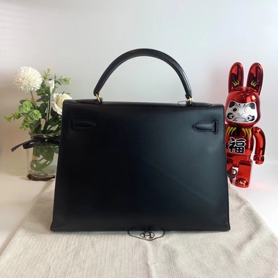 HermèS Kelly 32 Preloved calificó el bolso negro negro de la caja del hardware del oro de Epsom Sellier
