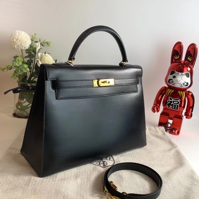 HermèS Kelly 32 Preloved calificó el bolso negro negro de la caja del hardware del oro de Epsom Sellier