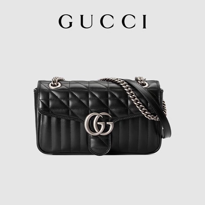 El GG de GUCCI calificó el bolso de Bag Marmont Shoulder del mensajero pequeño cuero acolchado