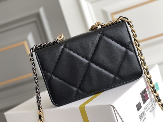 El oro Preloved de la corderina calificó el bolso de la aleta de Chanel 19 del bolso mini OEM