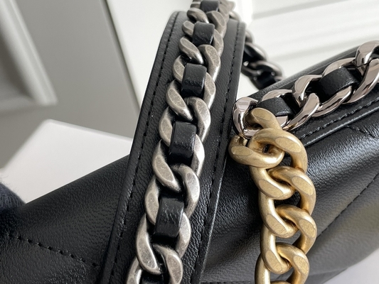 El oro Preloved de la corderina calificó el bolso de la aleta de Chanel 19 del bolso mini OEM