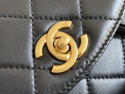 Chanel Leather Flap Designer Brand hace excursionismo a Diamond Quilted For Women 1994-1996