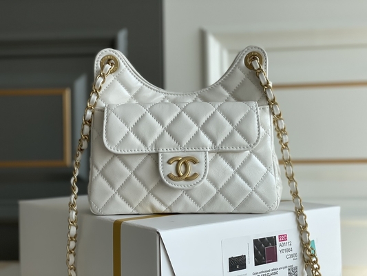 La piel de becerro blanca clásica Preloved calificó la cadena Chanel del bolso 2023 bolsos de la travesía