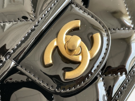 oro 2022 del negro del bolso del queso de soja del charol de Chanel Flap Bag de las mujeres 22k