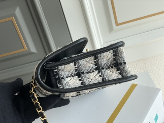 Lanas blancas de la tela escocesa del negro clásico de 2WAY Chanel Medium Flap Bag Messenger