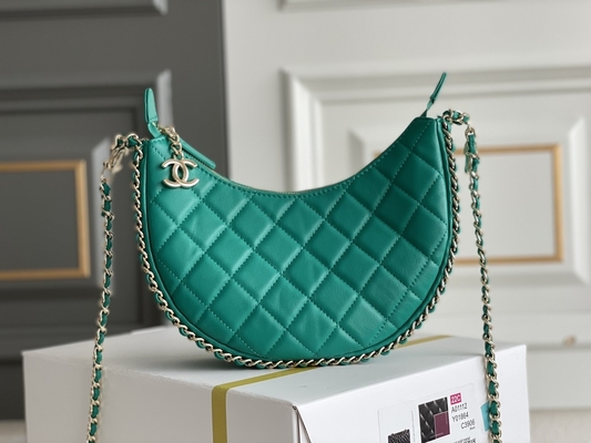 Cuero negro de la piel de becerro del bolso del hobo de Mini Sling Bag Branded Chanel de la cadena