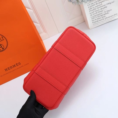 El sello Preloved de Bougainvillier calificó el bolso Hermes Negonda Garden Party 30