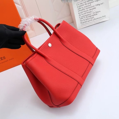 El sello Preloved de Bougainvillier calificó el bolso Hermes Negonda Garden Party 30
