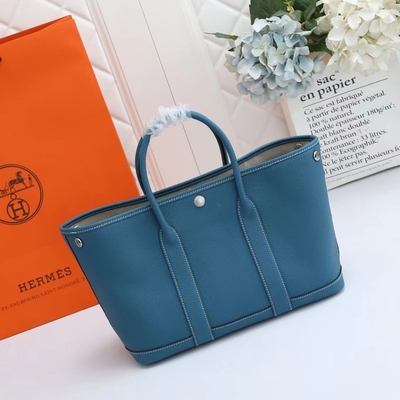 El sello Preloved de Bougainvillier calificó el bolso Hermes Negonda Garden Party 30