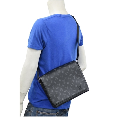 Impresión Louis Vuitton District para hombre P.M. M45272 de la lona del eclipse