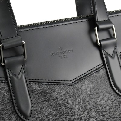 El negocio del hombre M40566 calificó al explorador para hombre Black Dual Purpose de la cartera del LV del monograma del bolso