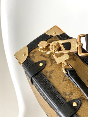 Bolso lateral revestido del monograma del tronco de Louis Vuitton M46358 LV de la presbiopía de la travesía de la lona
