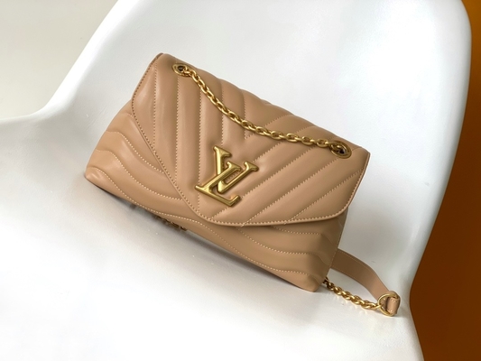 El LV Preloved calificó el bolso M58549 New Wave el bolso de cadena