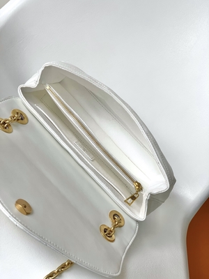 El LV Preloved calificó el bolso M58549 New Wave el bolso de cadena
