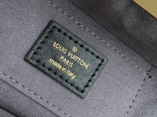 Bolso de embrague personalizado del monograma de la piel de becerro Louis Vuitton M45571