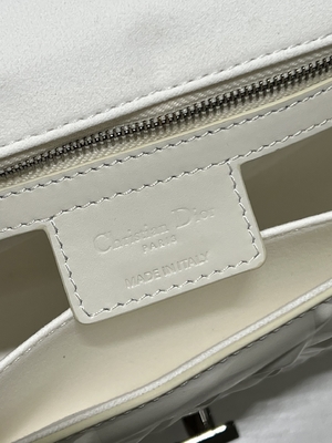BANCO 030 de CHRISTIAN DIOR Mini Sling Bag Branded Handbag CARO M9241