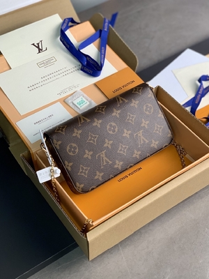 Mini guarnición fucsia del LV Felicie Pochette Monogram Bag Wallet
