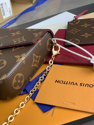 Mini guarnición fucsia del LV Felicie Pochette Monogram Bag Wallet