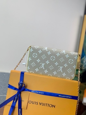Primavera blanca del bolso de Pochette Felicie LV en el monograma Empreinte de la ciudad