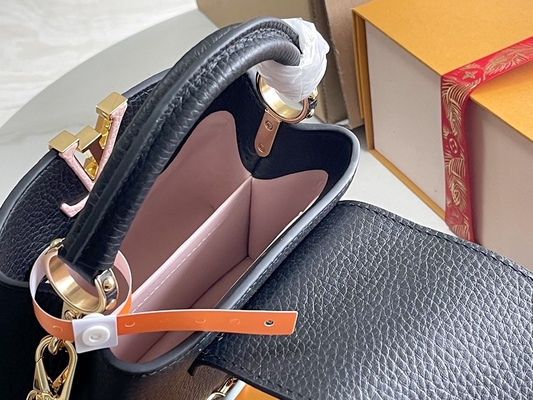 La piel de cabra que alineaba Preloved calificó el bolso Louis Vuitton Capucines Mini