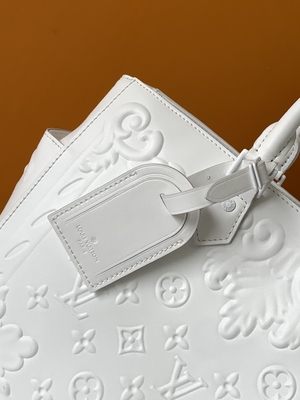 El monograma blanco Preloved calificó el bolso Louis Vuitton Sac Plat Tote