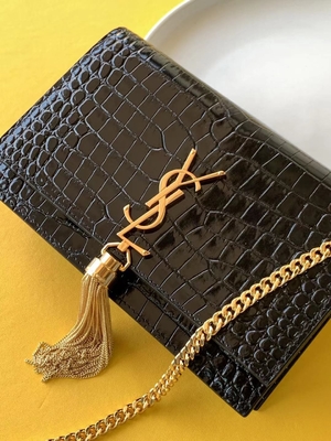Cadena Kate Small Tassel del oro del bolso del negro de YVES SAINT LAURENT de la piel de becerro