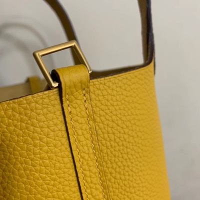 Hermes Branded Ladies Handbag Jaune Ambre Picotin Lock P.M. Clemence Leather Soleil