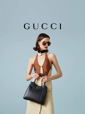 Siluetas de cuero de Palladium Tone Gucci Tote Mini Classic