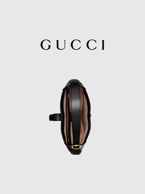 Jackie Bag By Gucci Time de cuero negro 1961 honró los accesorios de oro clásicos