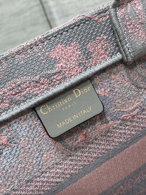 Pequeño Christian Dior Booktote Pink And Gray Toile De Jouy Sauvage Embroidery