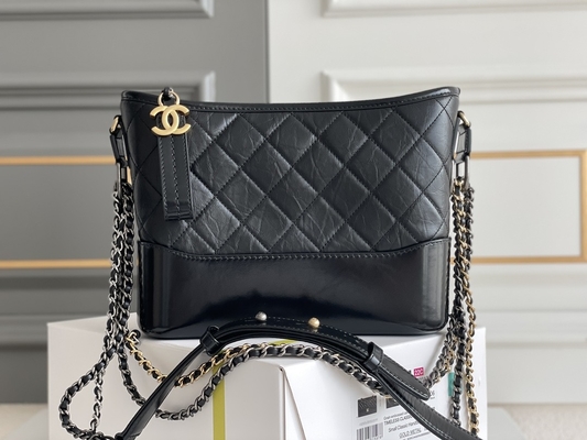 Piel de becerro pre poseída de Chanel Gabrielle Shoulder Bag Hobo Handbag