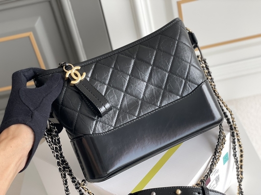Piel de becerro pre poseída de Chanel Gabrielle Shoulder Bag Hobo Handbag
