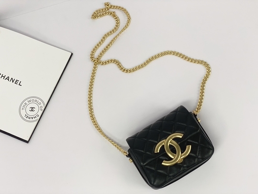 Piel de cordero negra calificada mensajero Bag Chanel Flap Phone Holder