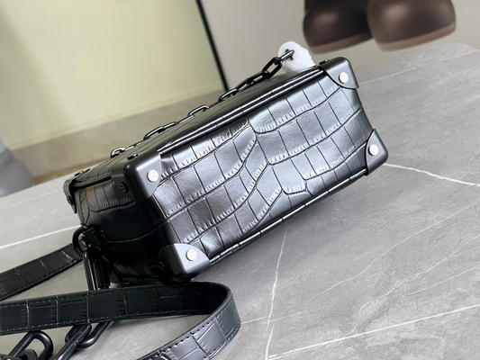 Tronco suave Mini Small Patent Leather de Crocodilien Matte Black Louis Vuitton LV