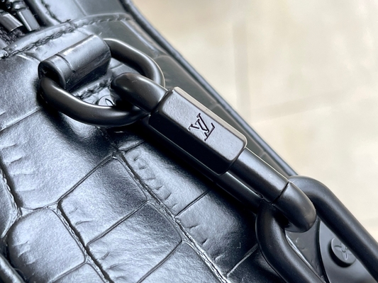 Tronco suave Mini Small Patent Leather de Crocodilien Matte Black Louis Vuitton LV