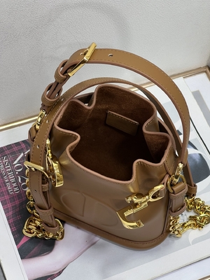 CD grabado en relieve Christian Dior Sport Bag Calfskin de C'est Dior Bag Gold Saddle