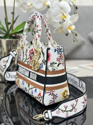 Bolso calificado de encargo multicolor de Dior Medium D Lite de los bolsos de Petites Fleurs