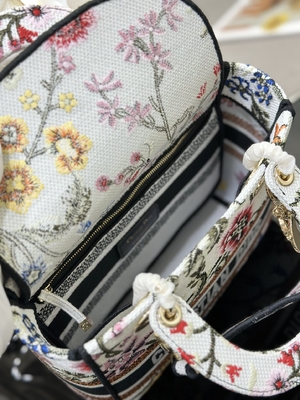 Bolso calificado de encargo multicolor de Dior Medium D Lite de los bolsos de Petites Fleurs