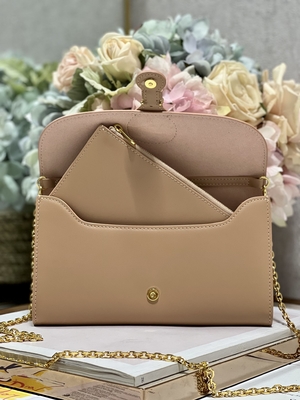 El té de la leche colorea el bolso de cadena de Mini Sling Bag Branded Gucci Soho